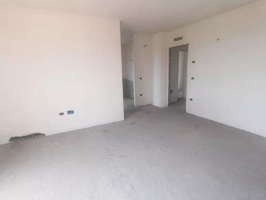 Immagine 5 di Appartamento in vendita  a Pontedera