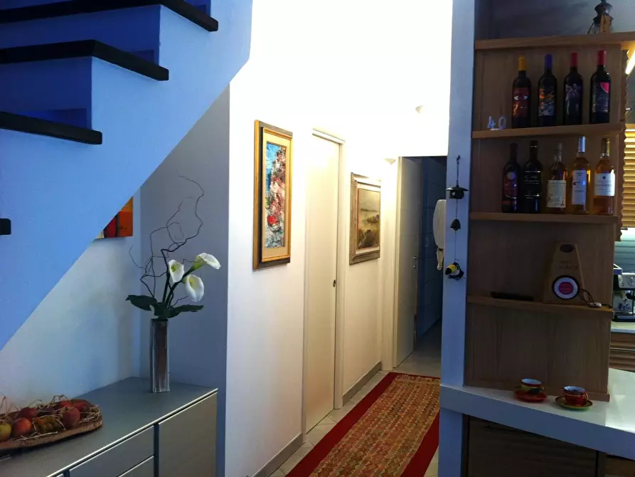 Immagine 12 di Appartamento in vendita  a Massa