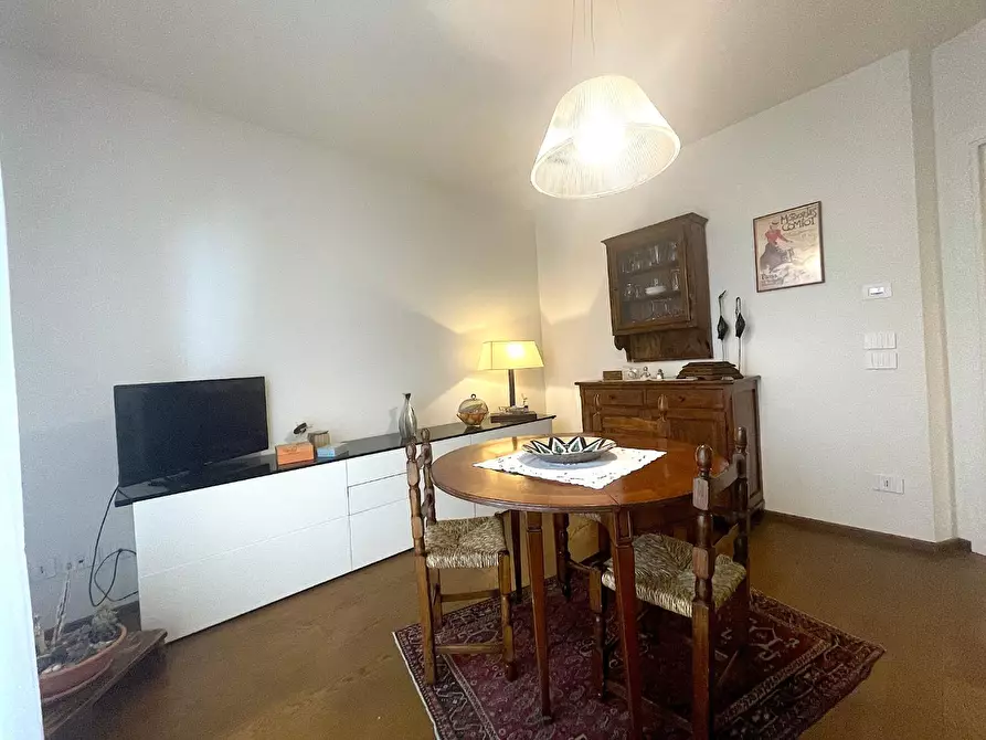 Immagine 15 di Appartamento in vendita  a Capraia E Limite