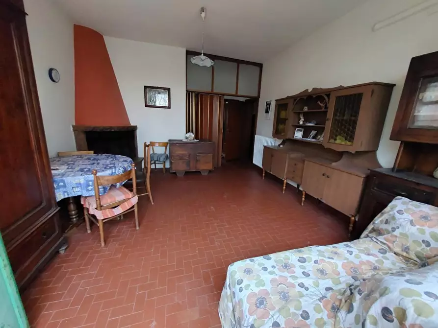 Immagine 15 di Casa indipendente in vendita  a Santa Maria A Monte