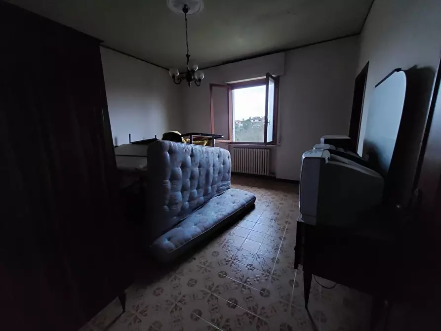 Immagine 10 di Casa indipendente in vendita  a Santa Maria A Monte