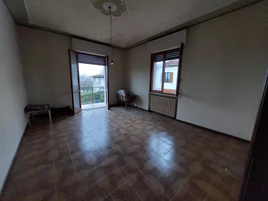 Immagine 5 di Casa indipendente in vendita  a Santa Maria A Monte