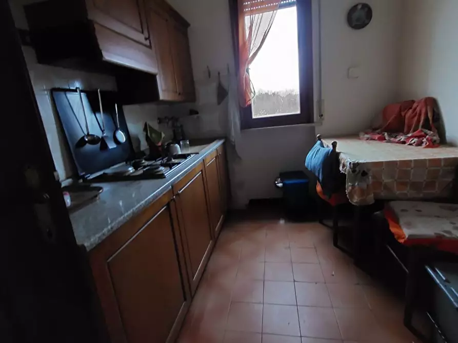 Immagine 17 di Casa indipendente in vendita  a Santa Maria A Monte