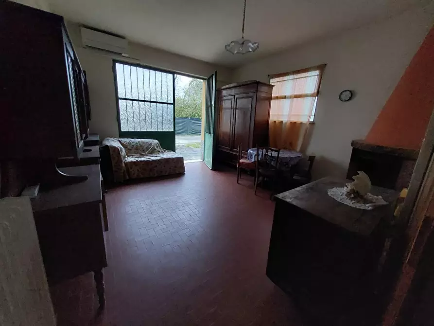 Immagine 16 di Casa indipendente in vendita  a Santa Maria A Monte