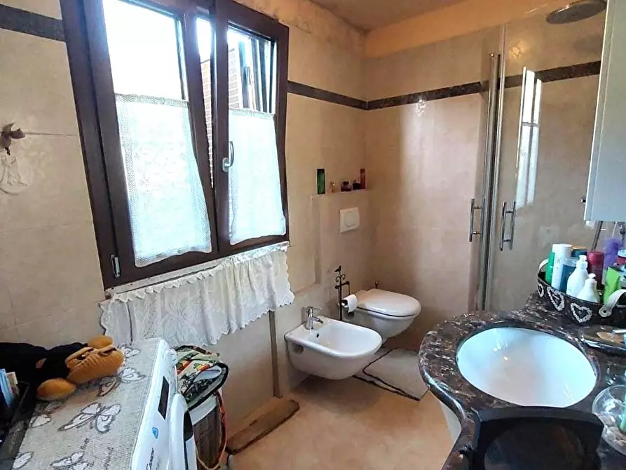 Immagine 27 di Casa bifamiliare in vendita  a Carrara