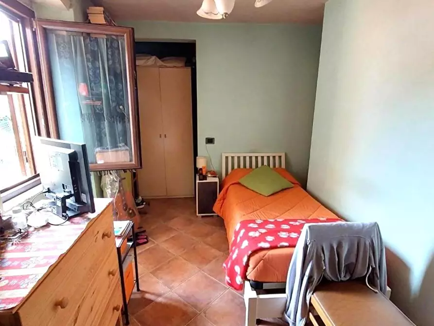 Immagine 25 di Casa bifamiliare in vendita  a Carrara