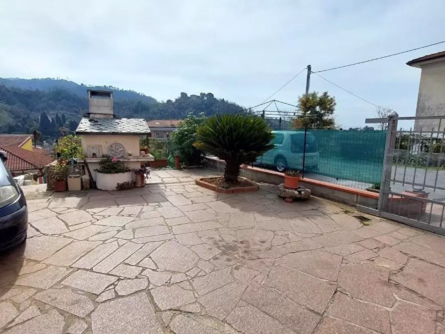 Immagine 33 di Casa bifamiliare in vendita  a Carrara