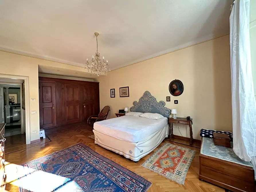 Immagine 27 di Appartamento in vendita  a Lucca