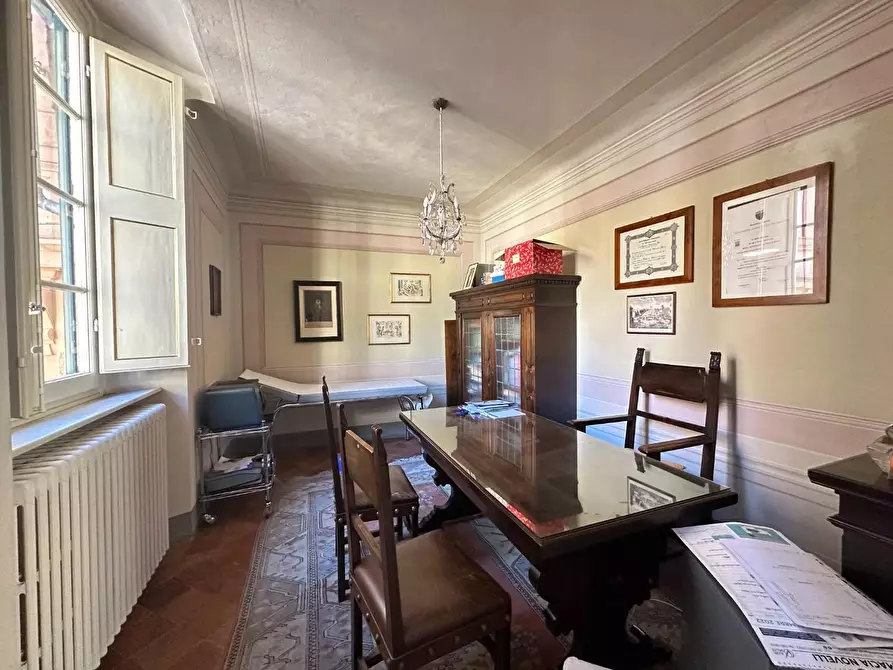 Immagine 22 di Appartamento in vendita  a Lucca