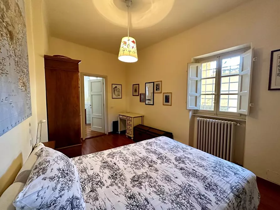 Immagine 45 di Appartamento in vendita  a Lucca