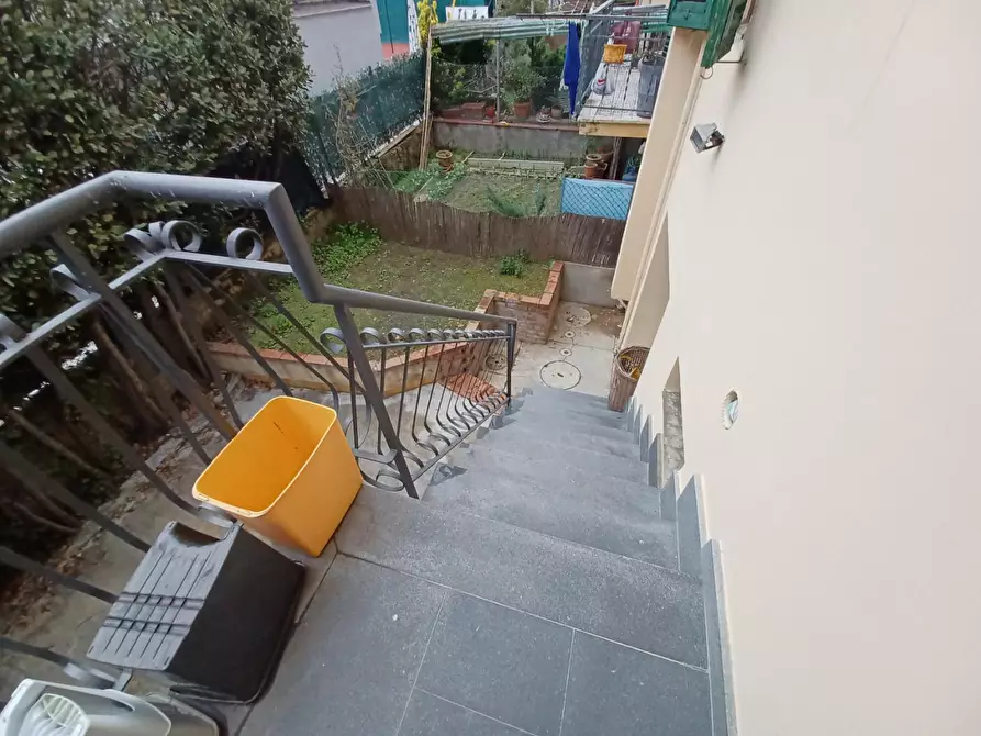 Immagine 7 di Terratetto in vendita  a Capraia E Limite