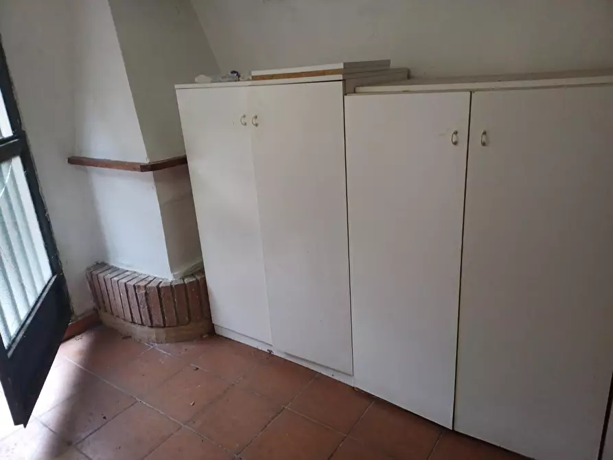 Immagine 19 di Terratetto in vendita  a Capraia E Limite