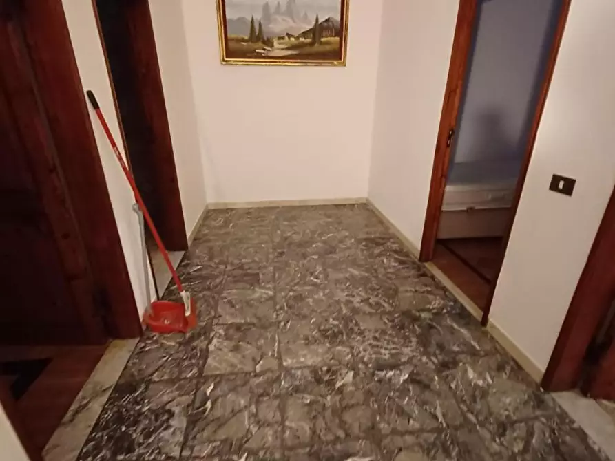 Immagine 11 di Terratetto in vendita  a Capraia E Limite