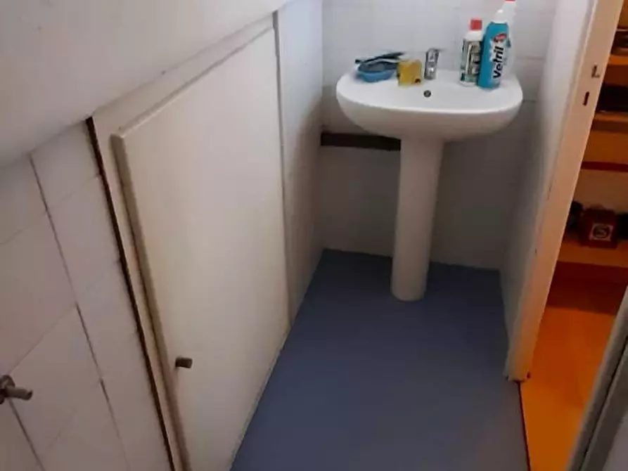 Immagine 23 di Villetta a schiera in vendita  a Viareggio