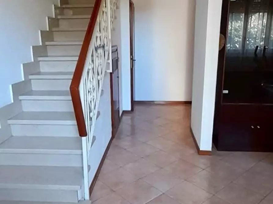 Immagine 21 di Villetta a schiera in vendita  a Viareggio