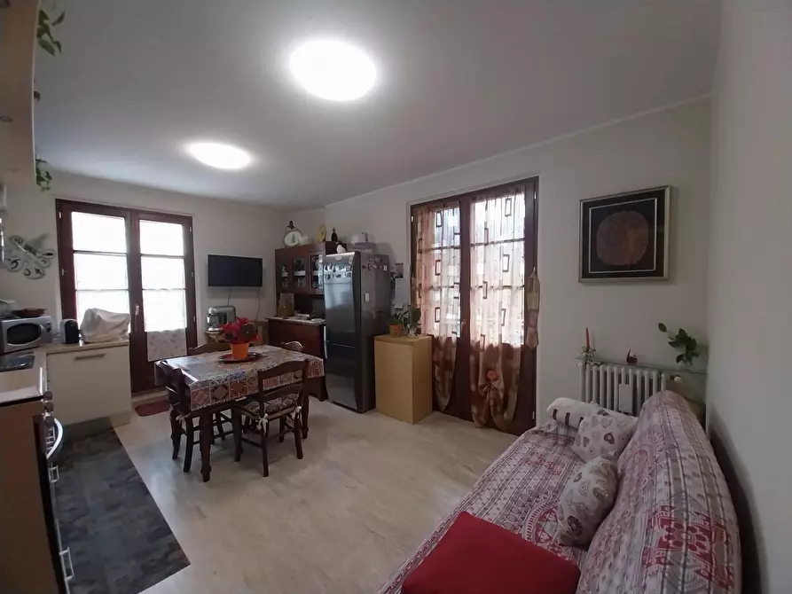 Immagine 2 di Appartamento in vendita  a Calci