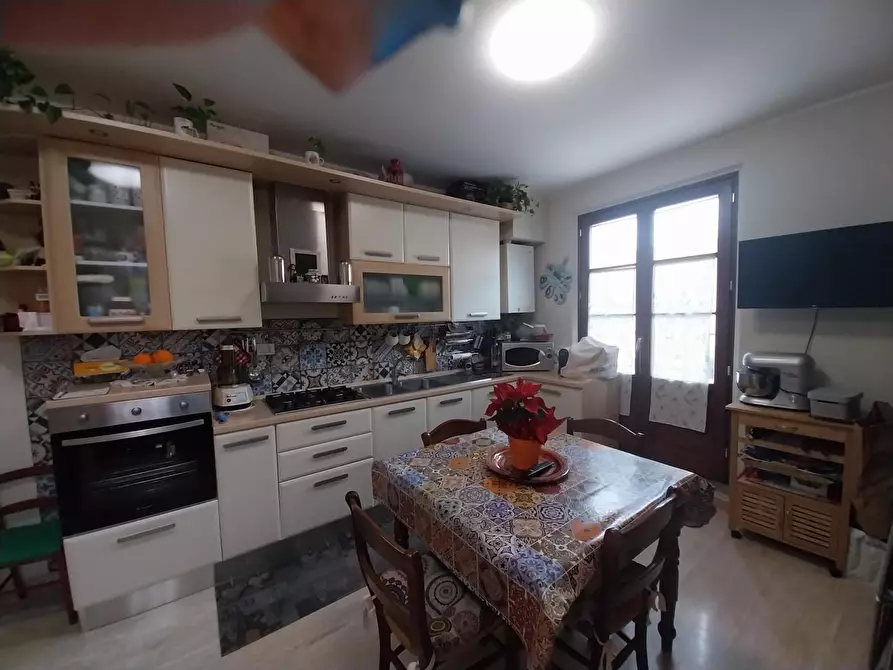 Immagine 3 di Appartamento in vendita  a Calci