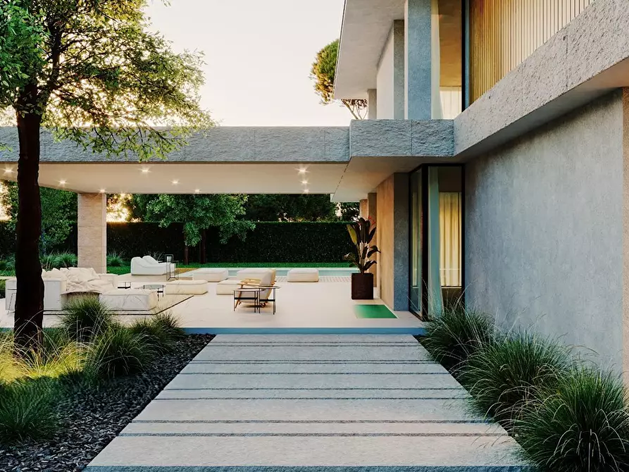 Immagine 5 di Villa in vendita  a Forte Dei Marmi