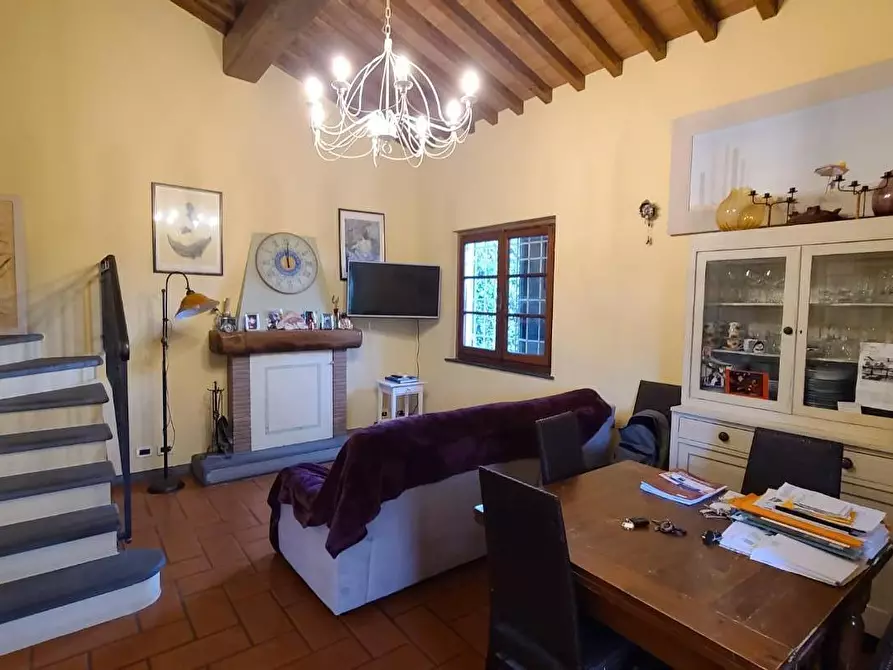 Immagine 6 di Villa in vendita  a Pietrasanta