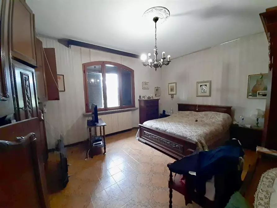 Immagine 6 di Villa in vendita  a San Giuliano Terme