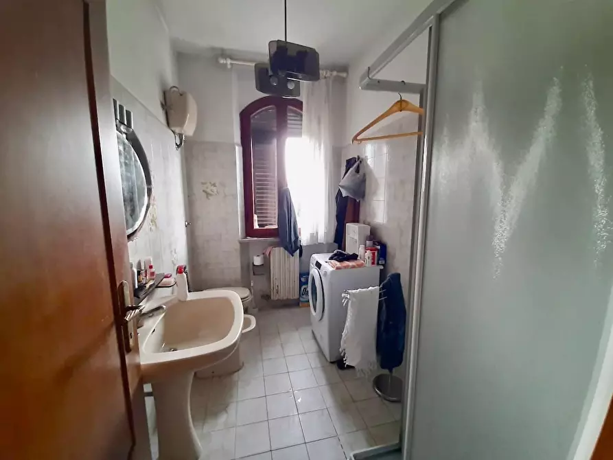 Immagine 7 di Villa in vendita  a San Giuliano Terme