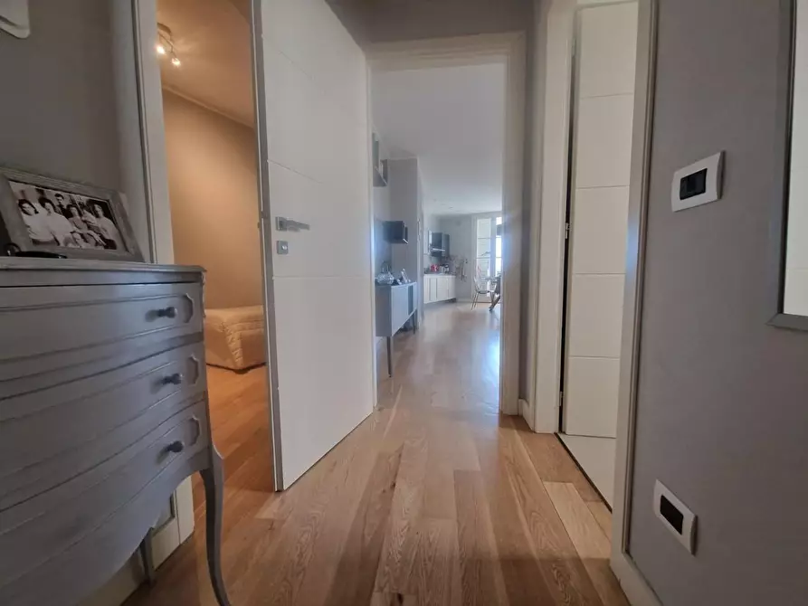 Immagine 19 di Appartamento in vendita  a Massarosa