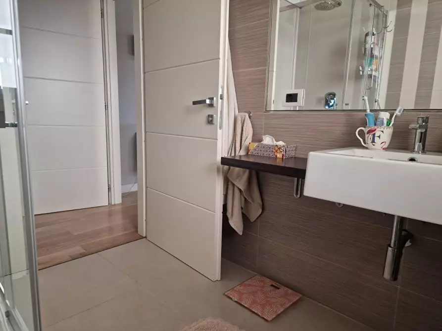 Immagine 31 di Appartamento in vendita  a Massarosa