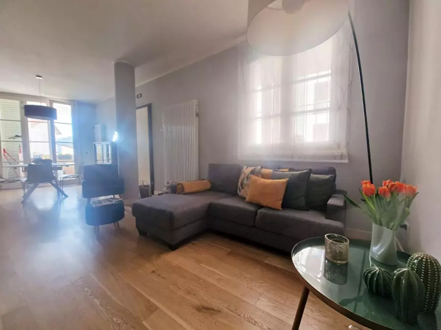 Immagine 2 di Appartamento in vendita  a Massarosa