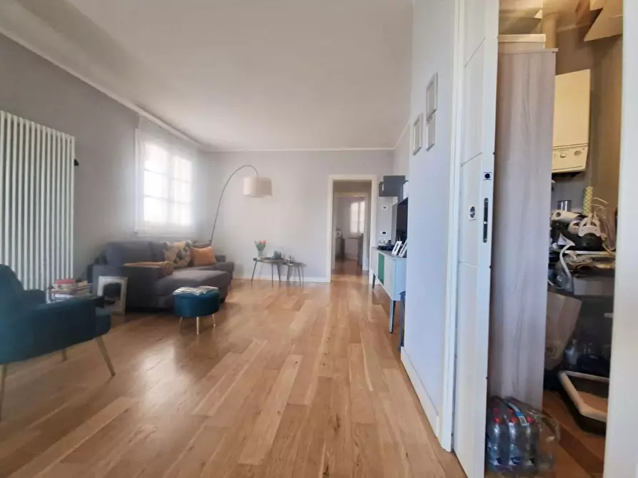 Immagine 6 di Appartamento in vendita  a Massarosa