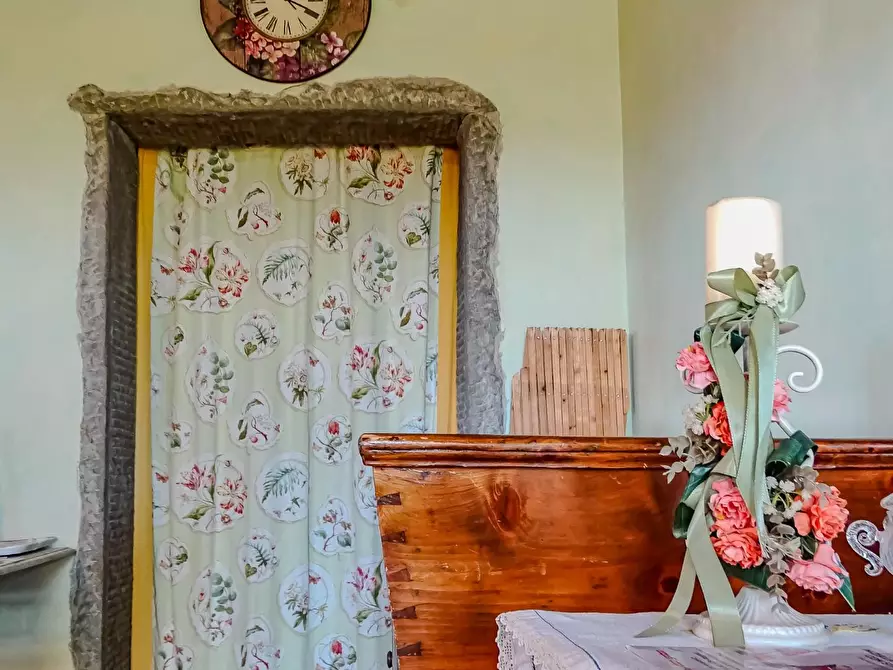 Immagine 25 di Villa in vendita  a San Miniato