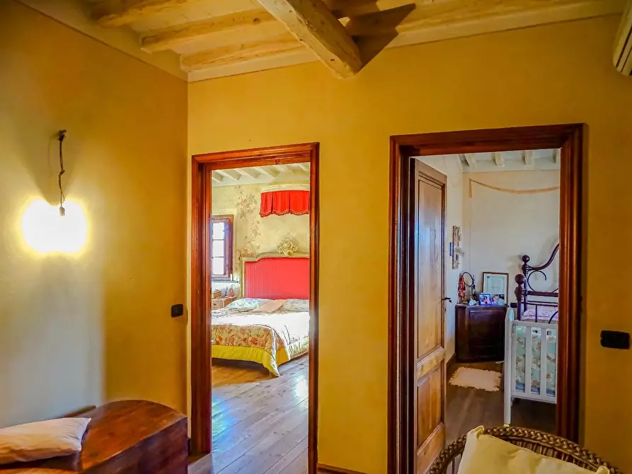 Immagine 31 di Villa in vendita  a San Miniato