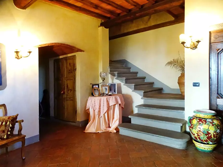 Immagine 16 di Villa in vendita  a San Miniato