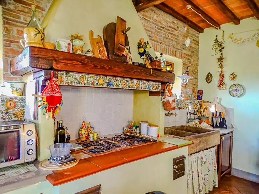 Immagine 21 di Villa in vendita  a San Miniato