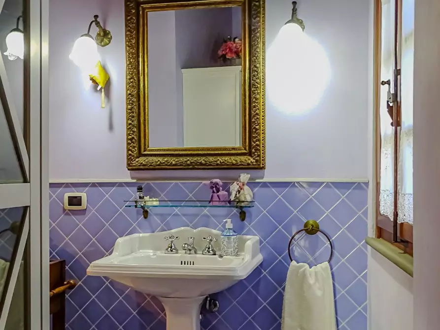 Immagine 45 di Villa in vendita  a San Miniato