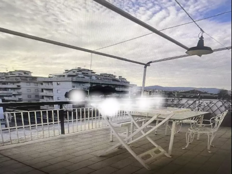 Immagine 13 di Mansarda in vendita  a Carrara