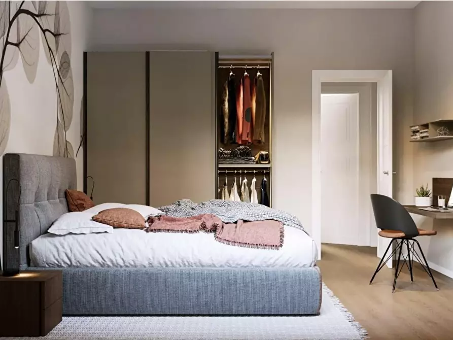 Immagine 5 di Appartamento in vendita  a Lucca