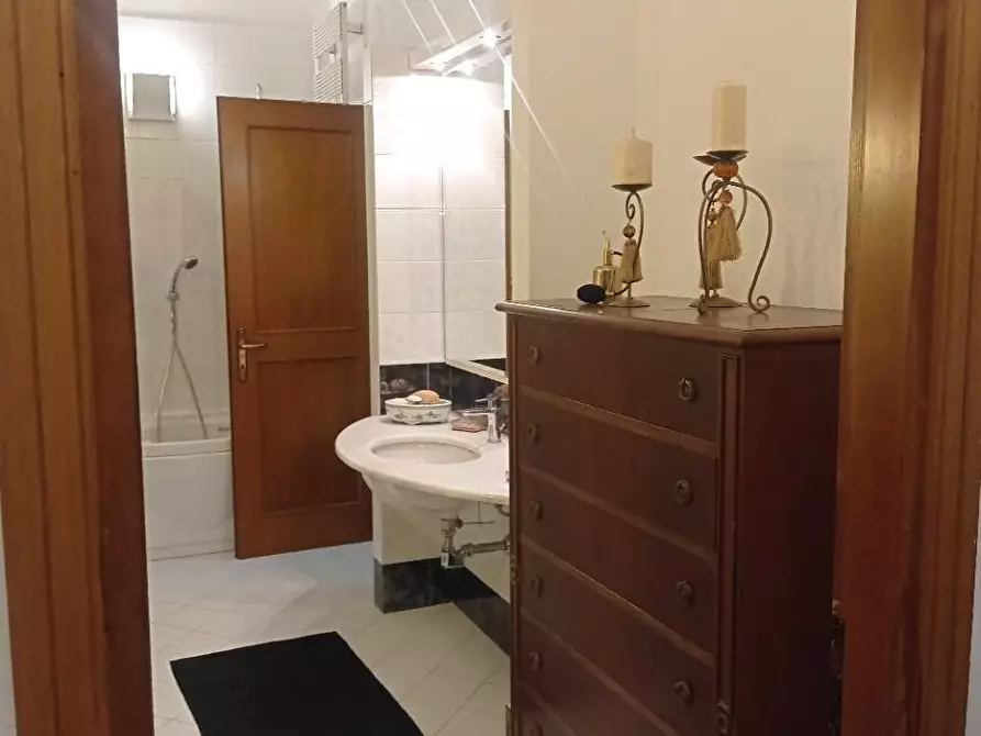 Immagine 3 di Appartamento in vendita  a Pisa