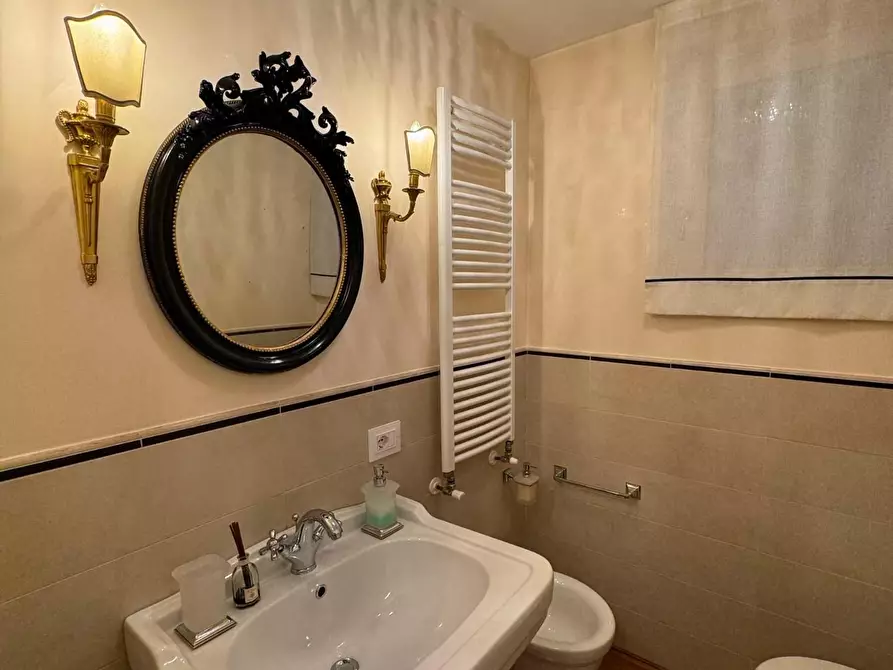 Immagine 13 di Villa in vendita  a Forte Dei Marmi