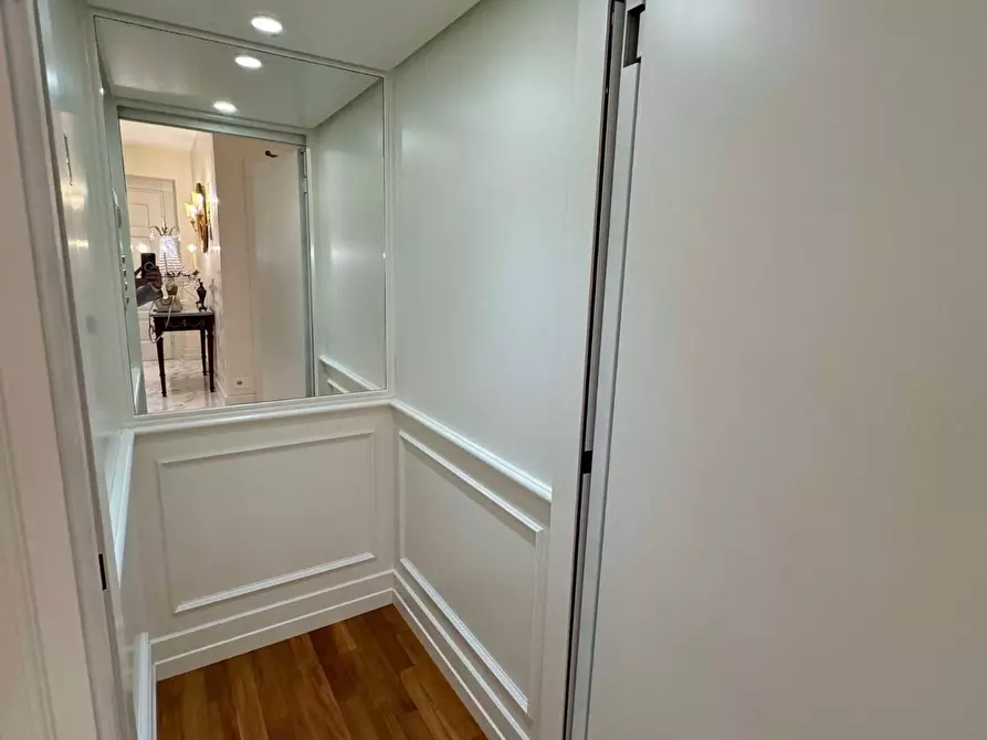 Immagine 34 di Villa in vendita  a Forte Dei Marmi