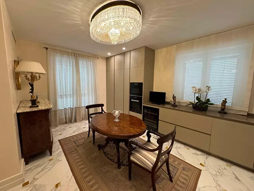 Immagine 23 di Villa in vendita  a Forte Dei Marmi