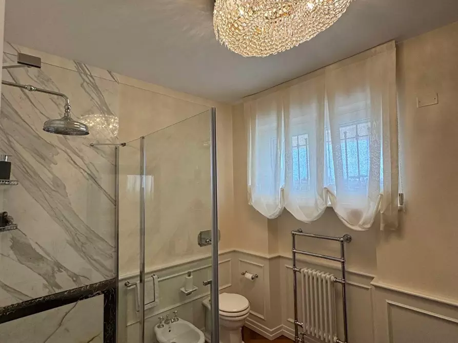 Immagine 43 di Villa in vendita  a Forte Dei Marmi