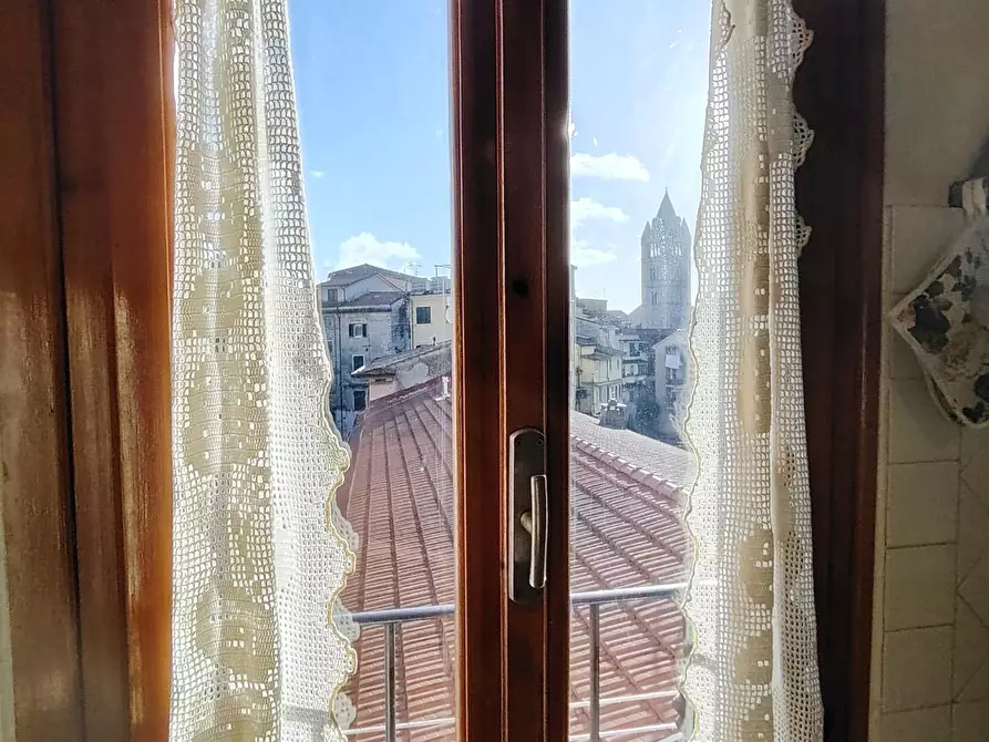 Immagine 10 di Appartamento in vendita  a Carrara