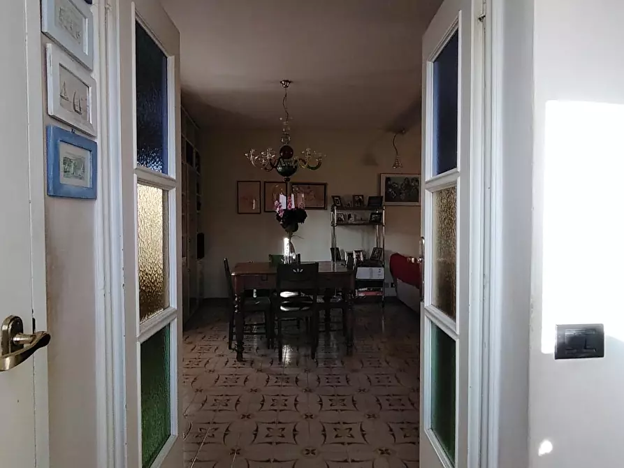 Immagine 6 di Appartamento in vendita  a Carrara