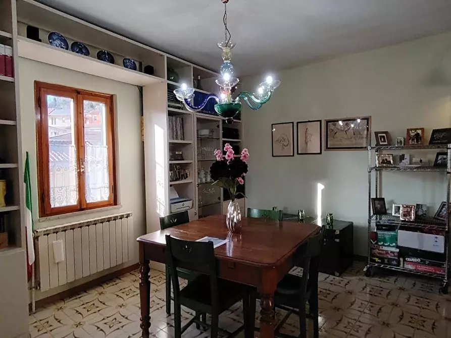 Immagine 5 di Appartamento in vendita  a Carrara