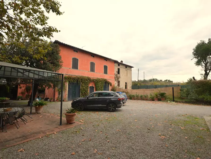 Immagine 35 di Villa in vendita  a Lucca