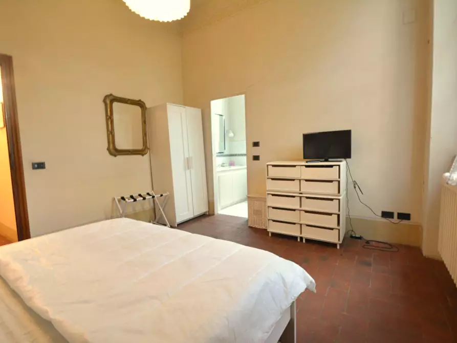 Immagine 27 di Villa in vendita  a Lucca