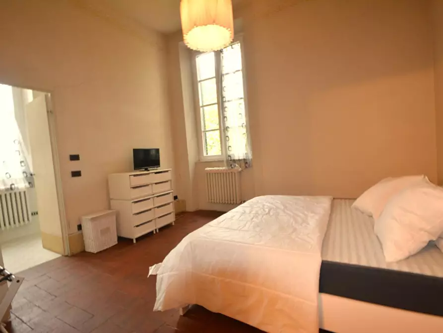 Immagine 23 di Villa in vendita  a Lucca