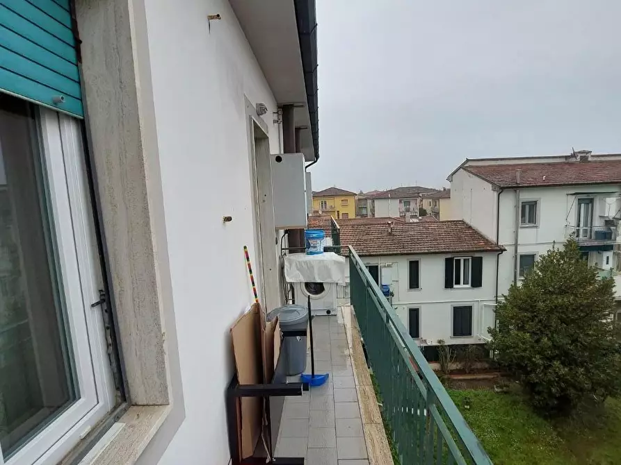 Immagine 5 di Appartamento in affitto  a Pisa