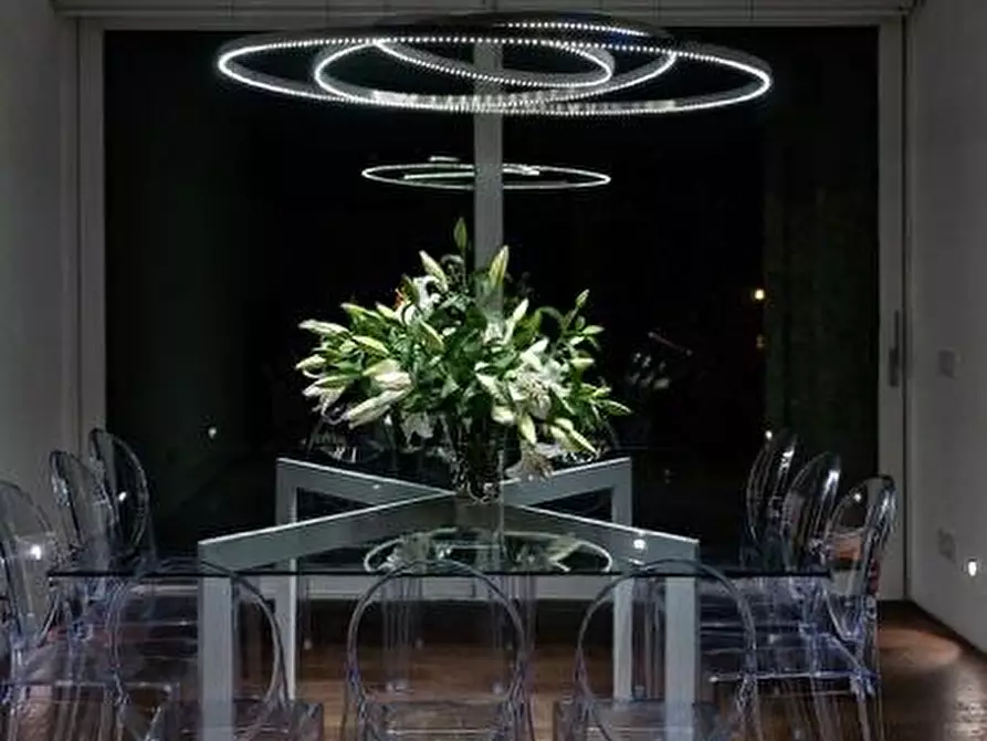 Immagine 13 di Villa in affitto  a Massa