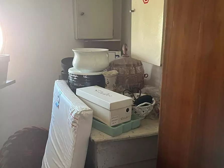 Immagine 21 di Appartamento in vendita  a Carrara